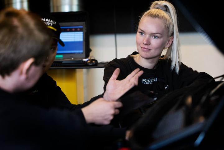 Vælg personvognsmekaniker på Mercantec 