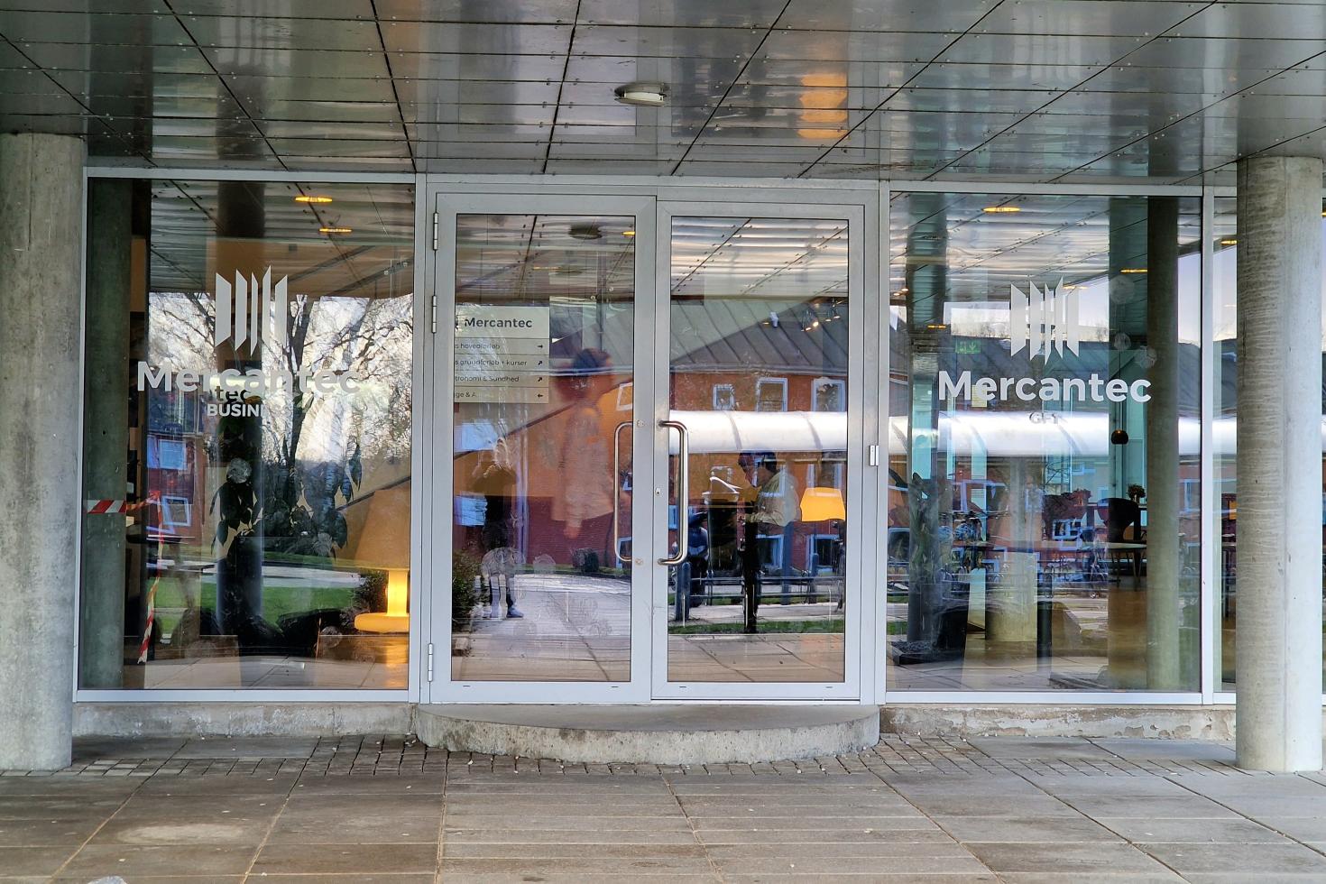 Indgangen til Mercantec