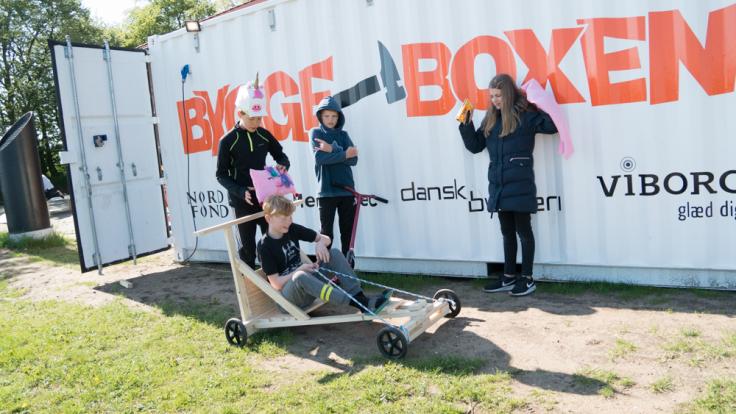Bygge-Boxen skal give elever lyst til en erhvervsuddannelse