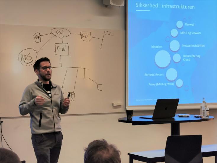 Machine Learning, cybersikkerhed og hacking for sjov