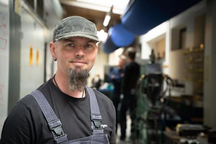 Mercantecs åbne svejsecenter møder virksomheder og kursister, der hvor de er